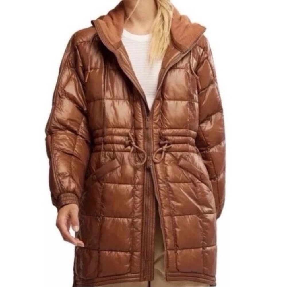 Free People Movement Patricia hooded packable puffer. Xl. Caramel brown color